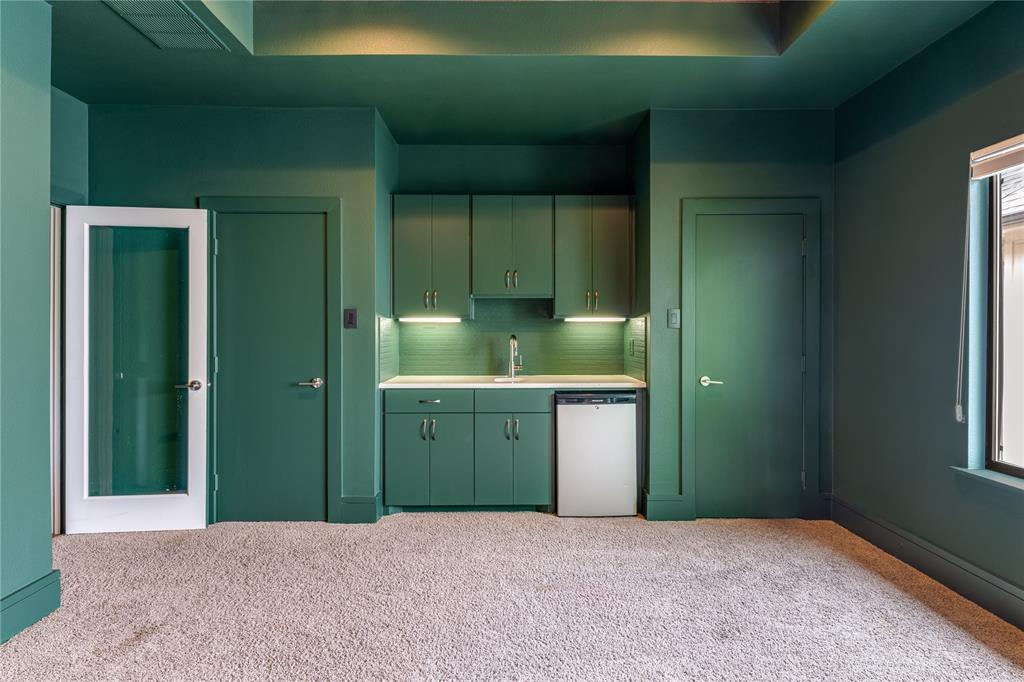 6910 Huff Trail Property Photo 19