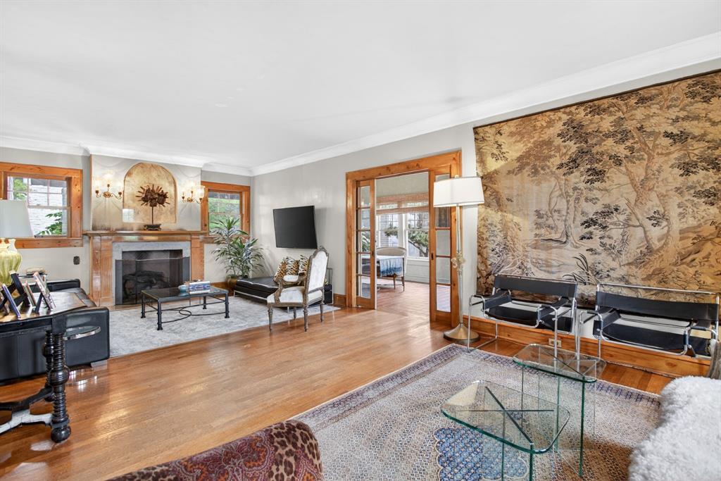 1600 Elizabeth Boulevard Property Photo 3