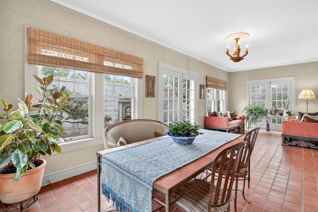 1600 Elizabeth Boulevard Property Photo 7