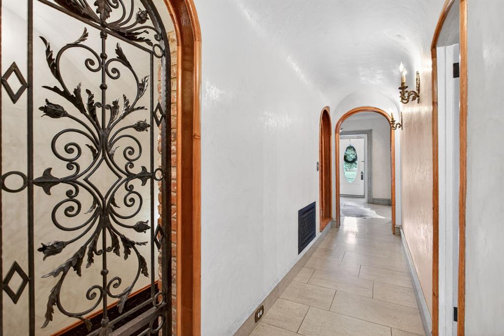 1600 Elizabeth Boulevard Property Photo 20