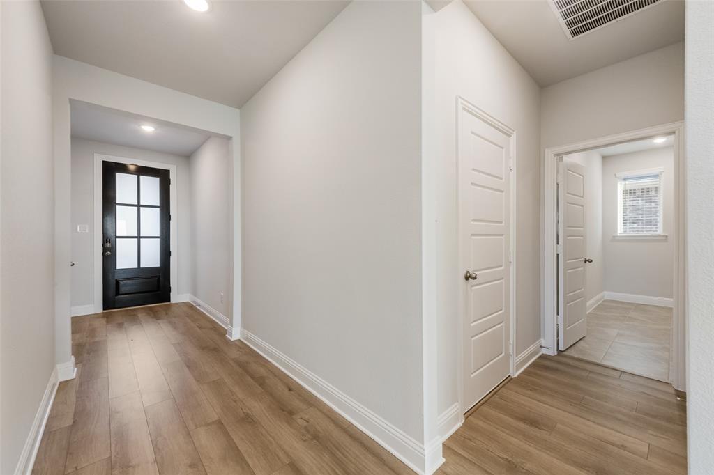 2021 Dandelion Drive Property Photo 9