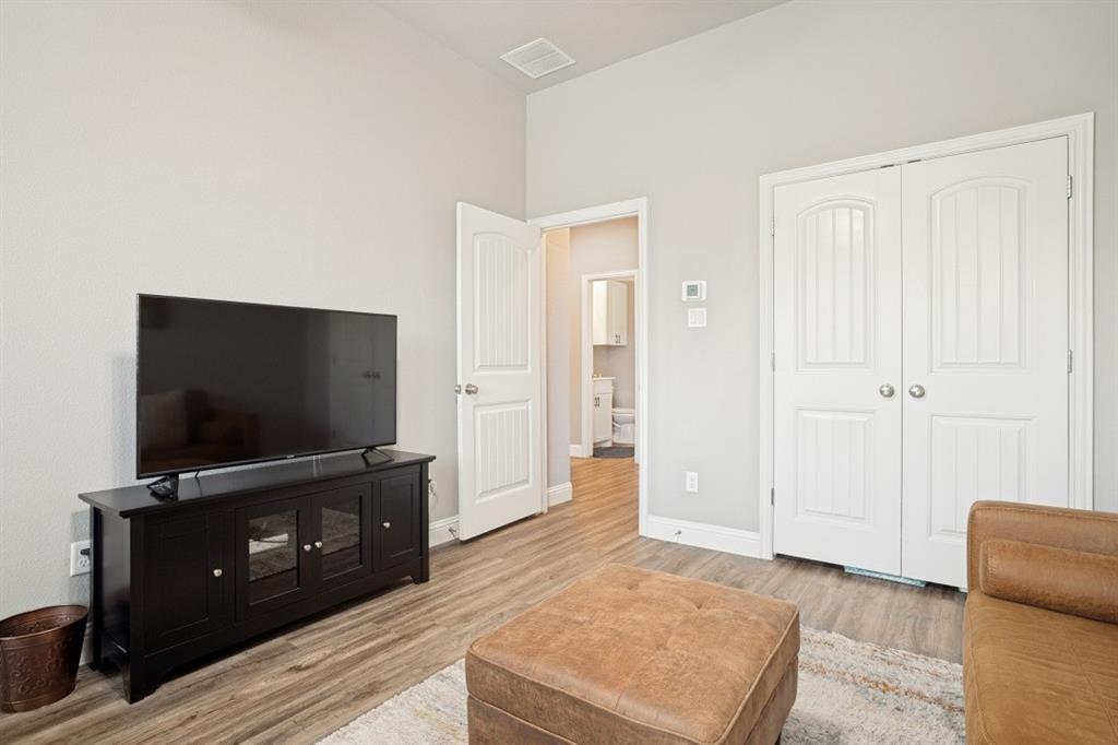 14825 Crystal Spring Drive Property Photo 28