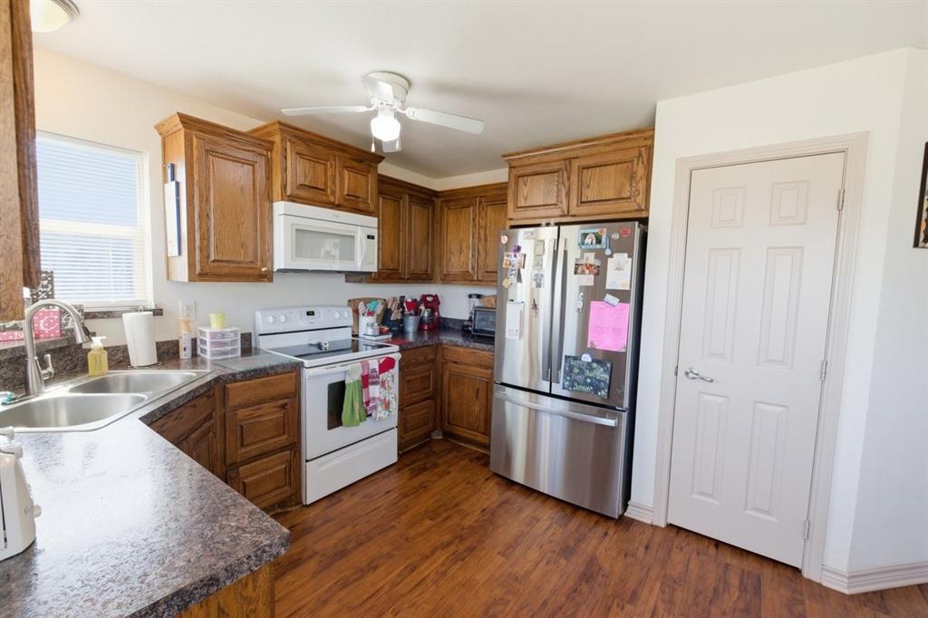 121 Joyce Street Property Photo 3