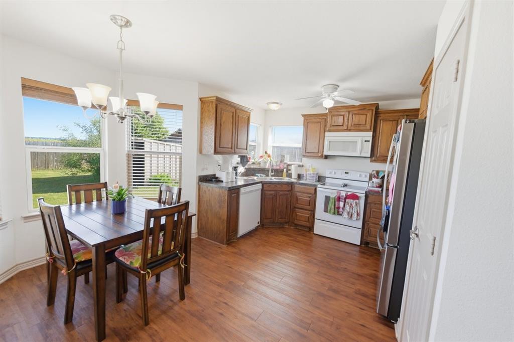 121 Joyce Street Property Photo 4