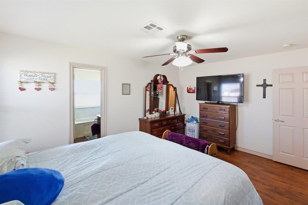 121 Joyce Street Property Photo 10