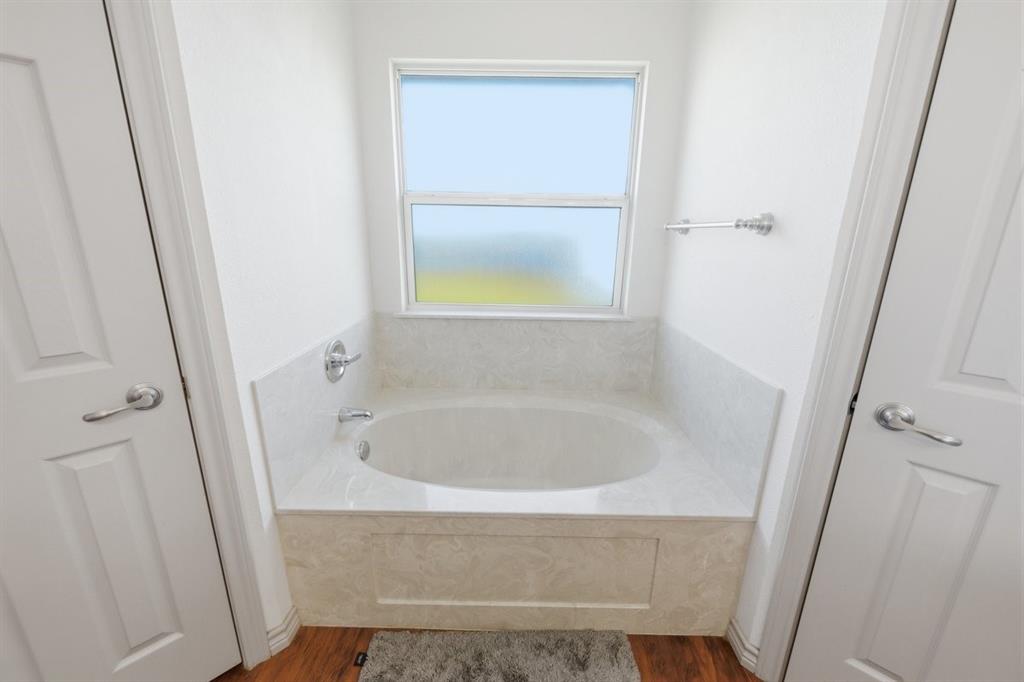 121 Joyce Street Property Photo 13