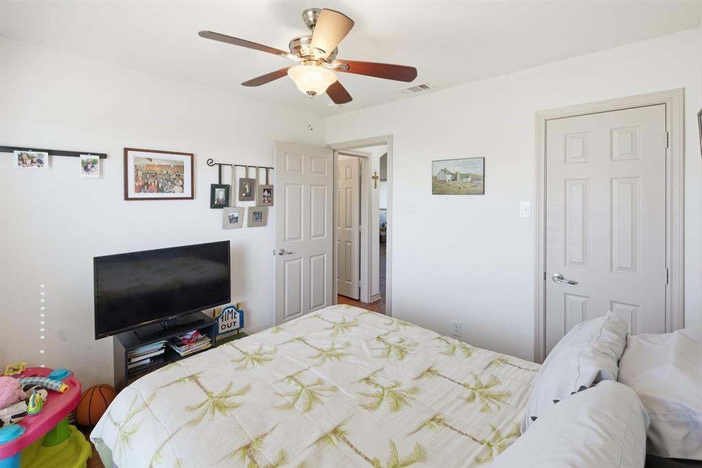 121 Joyce Street Property Photo 15
