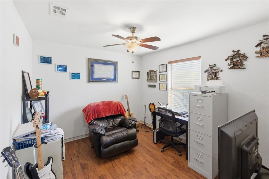 121 Joyce Street Property Photo 17