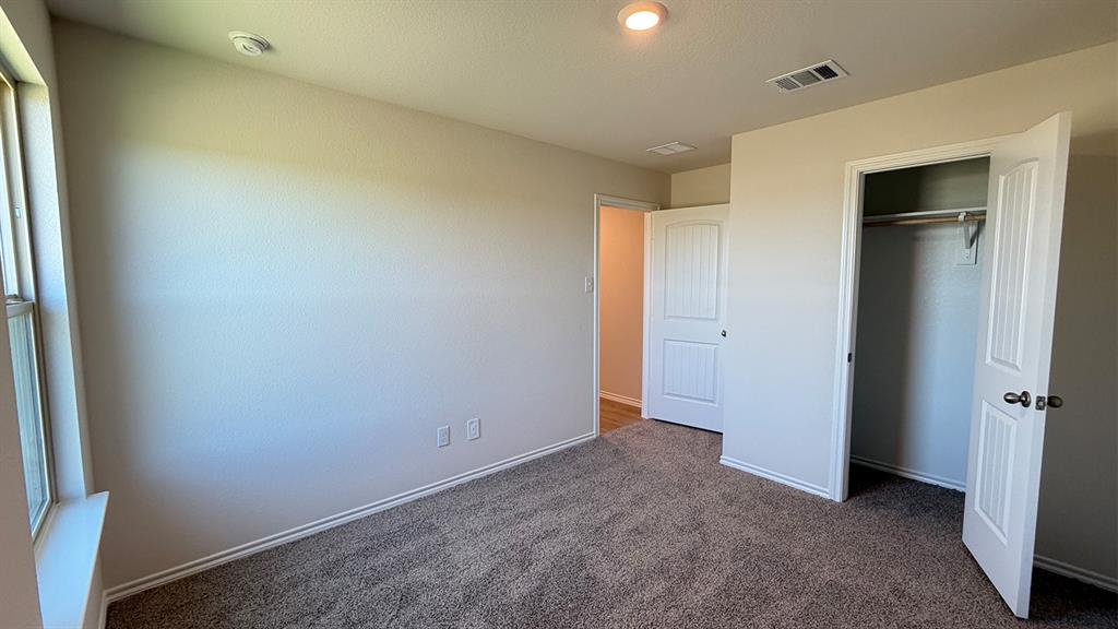 2007 Reveille Way Property Photo 6