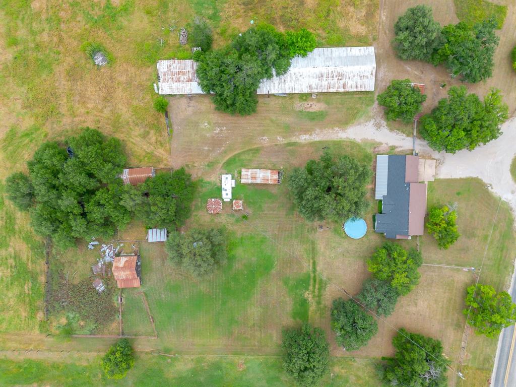 300 S Caddo Street Property Photo 5