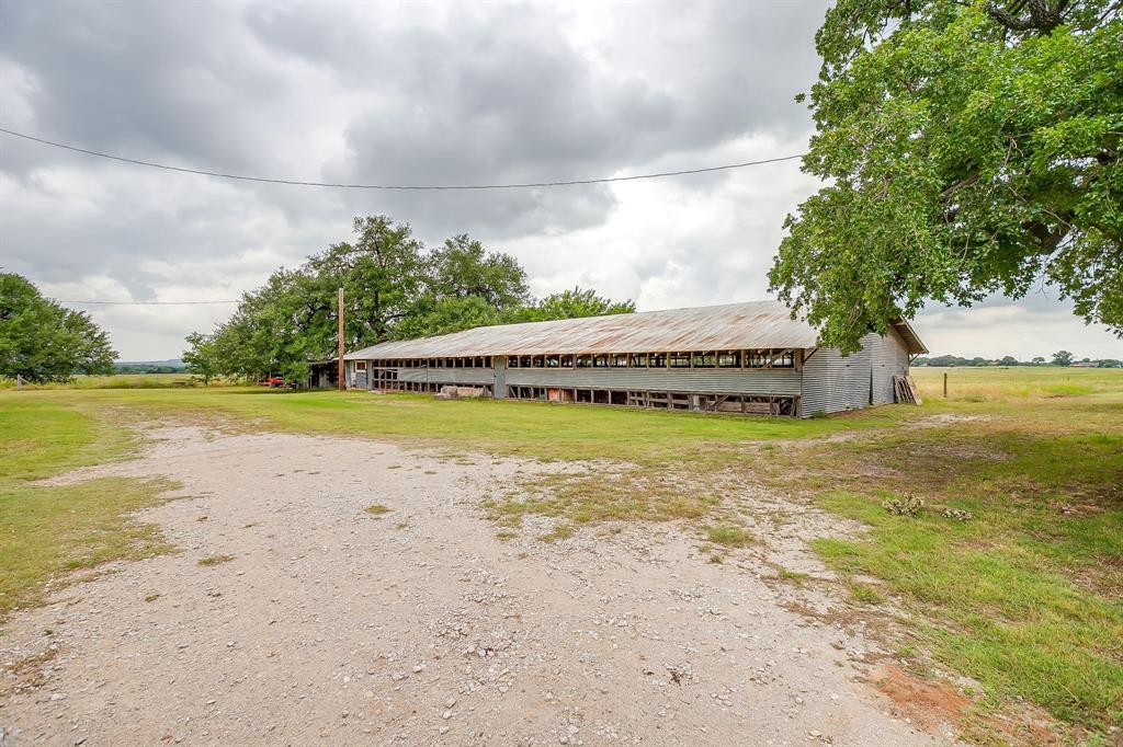 300 S Caddo Street Property Photo 28