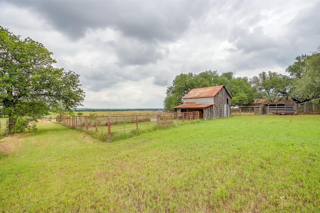 300 S Caddo Street Property Photo 38