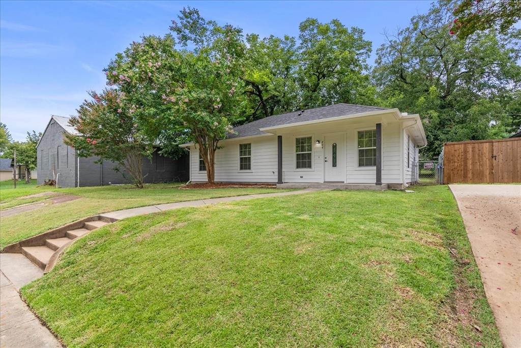 404 W Day Street Property Photo 2