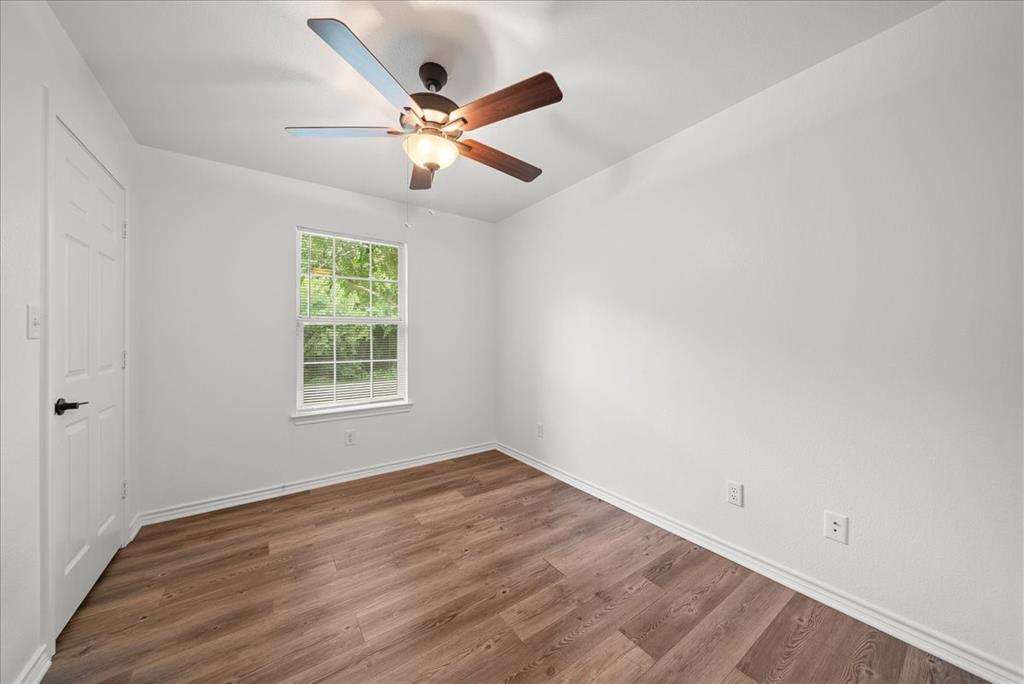 404 W Day Street Property Photo 13
