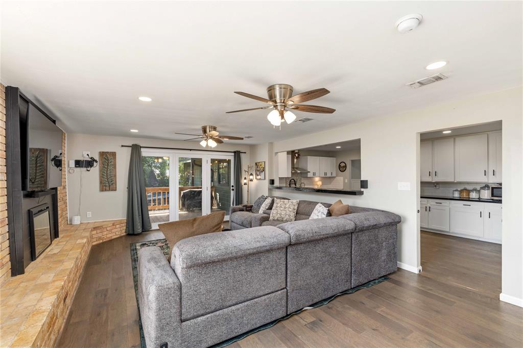 1908 8th Street Property Photo 11