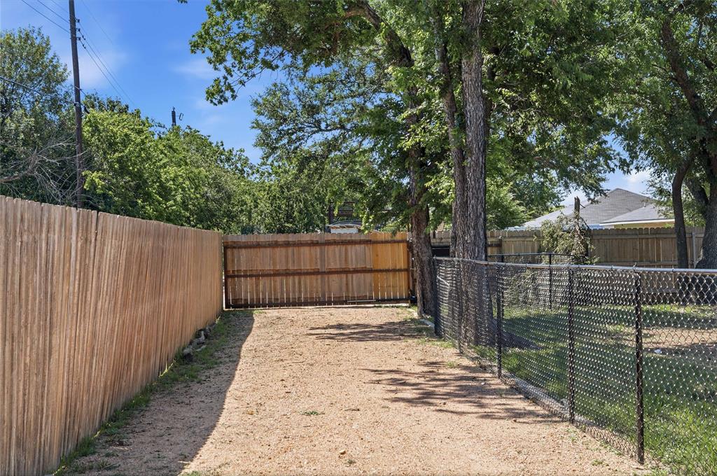1908 8th Street Property Photo 27