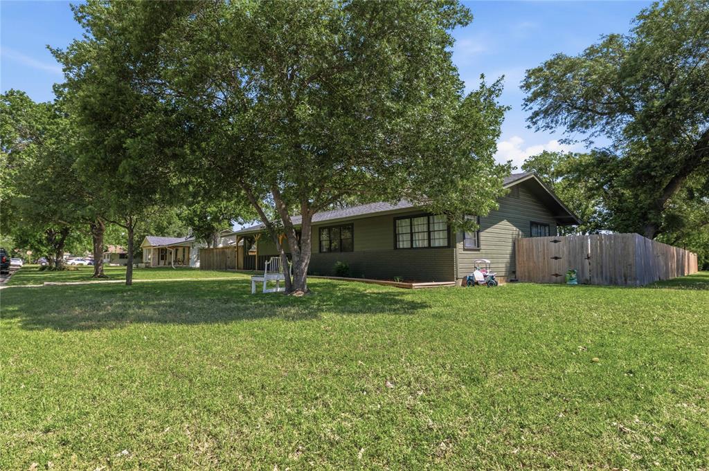 1908 8th Street Property Photo 33