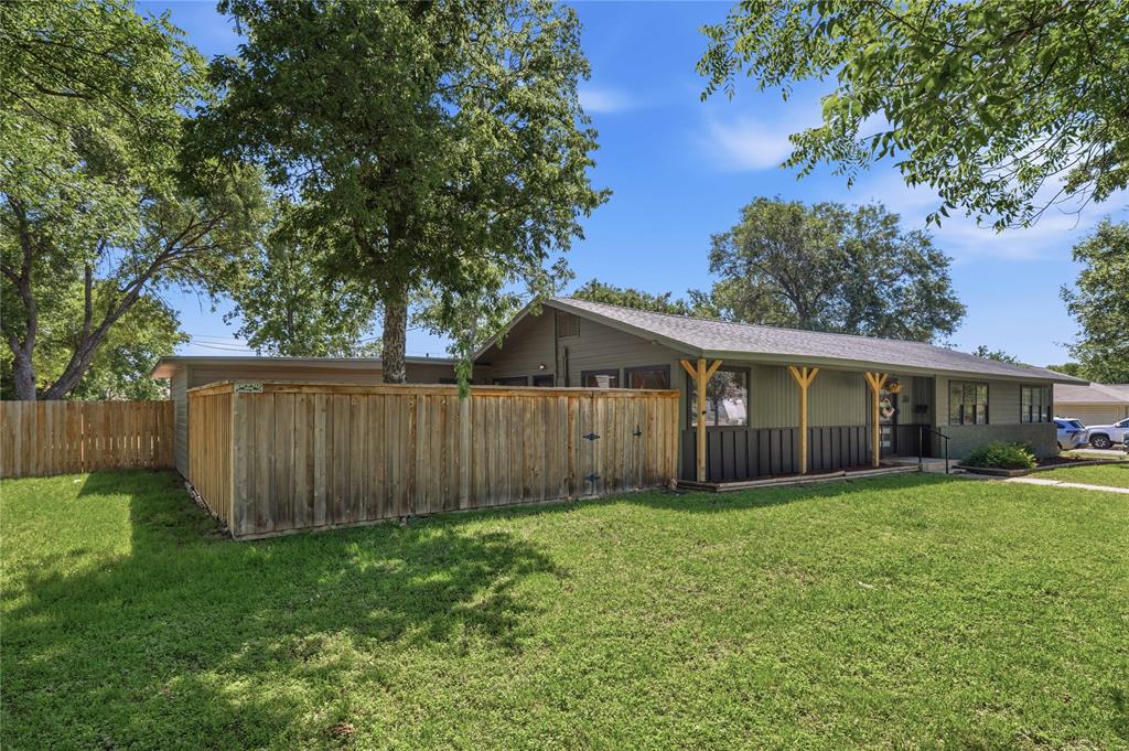 1908 8th Street Property Photo 35