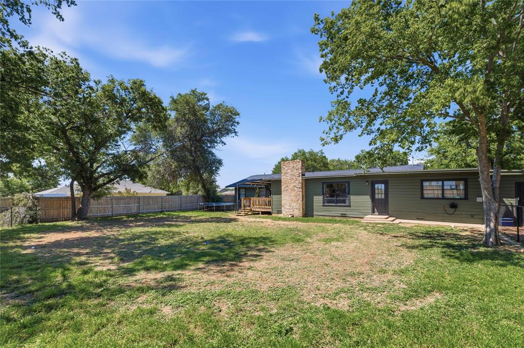 1908 8th Street Property Photo 37
