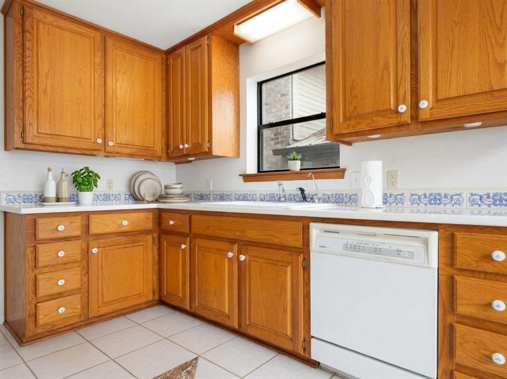 1508 Canadian Drive Property Photo 12