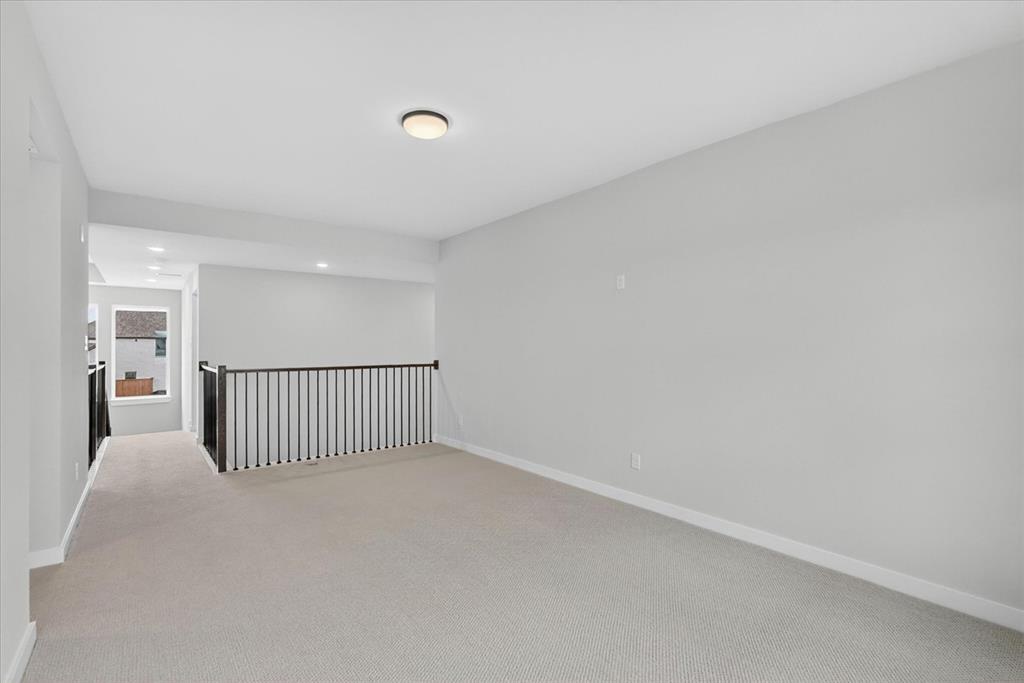 2729 Buckingham Lane Property Photo 19