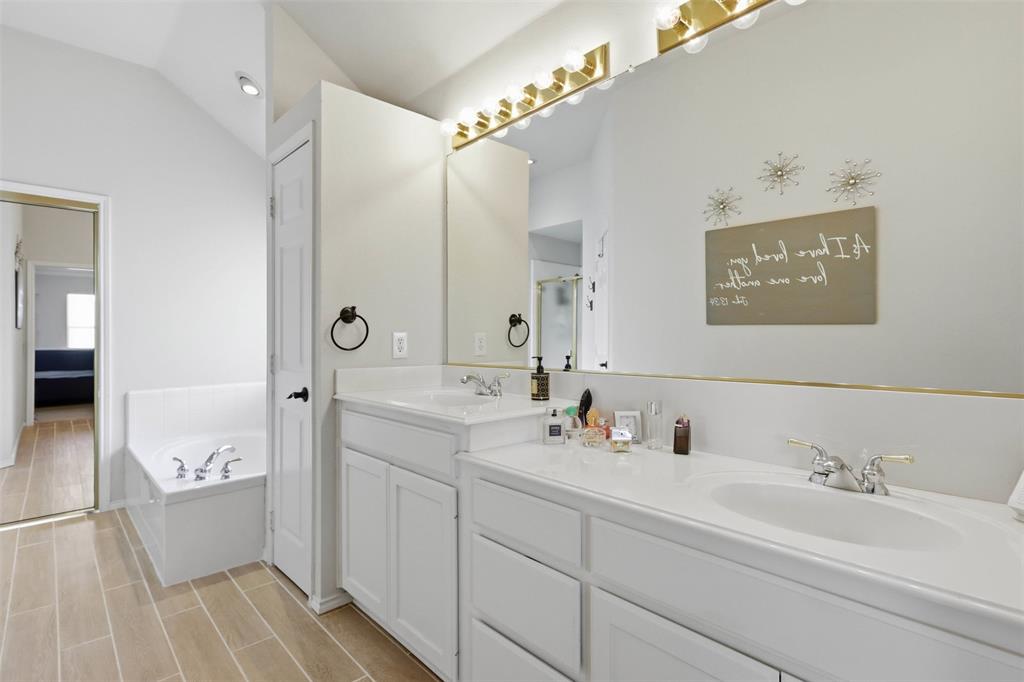 3303 Felicia Court Property Photo 18
