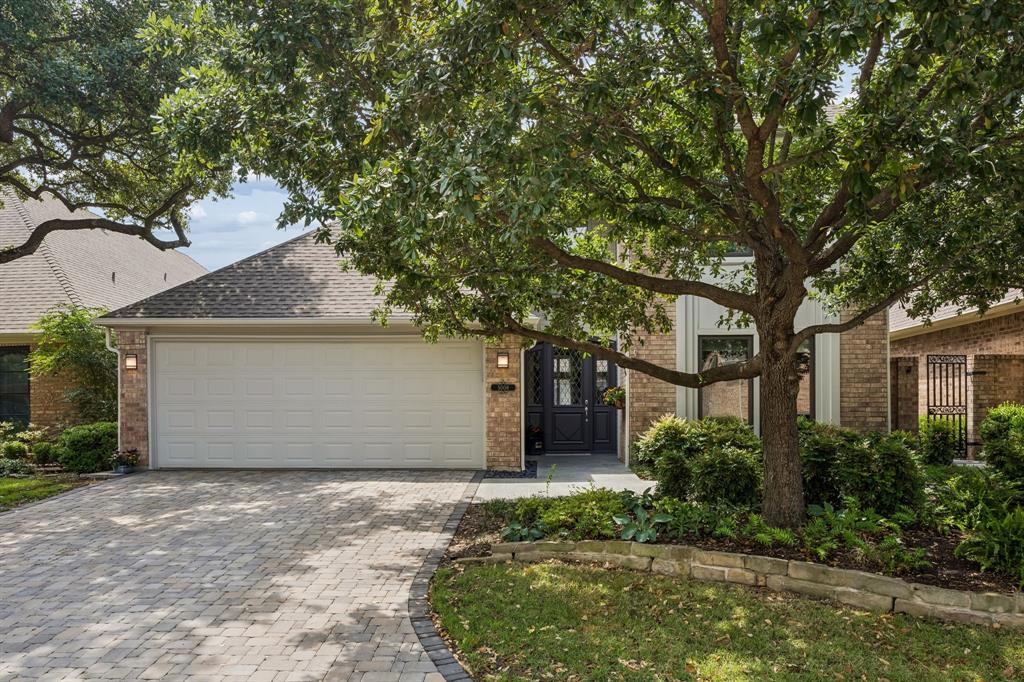 5008 Briar Tree Drive Property Photo 1