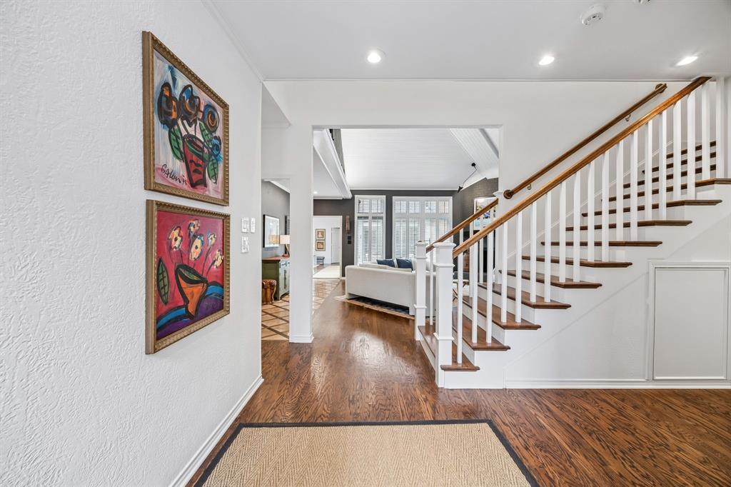 5008 Briar Tree Drive Property Photo 6