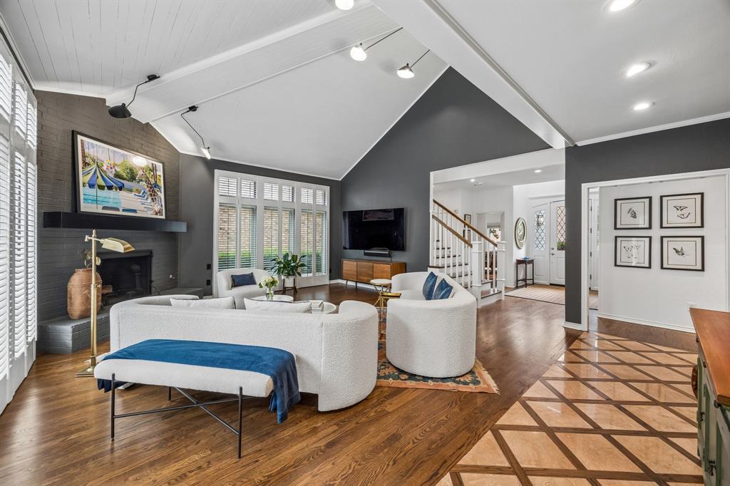 5008 Briar Tree Drive Property Photo 8