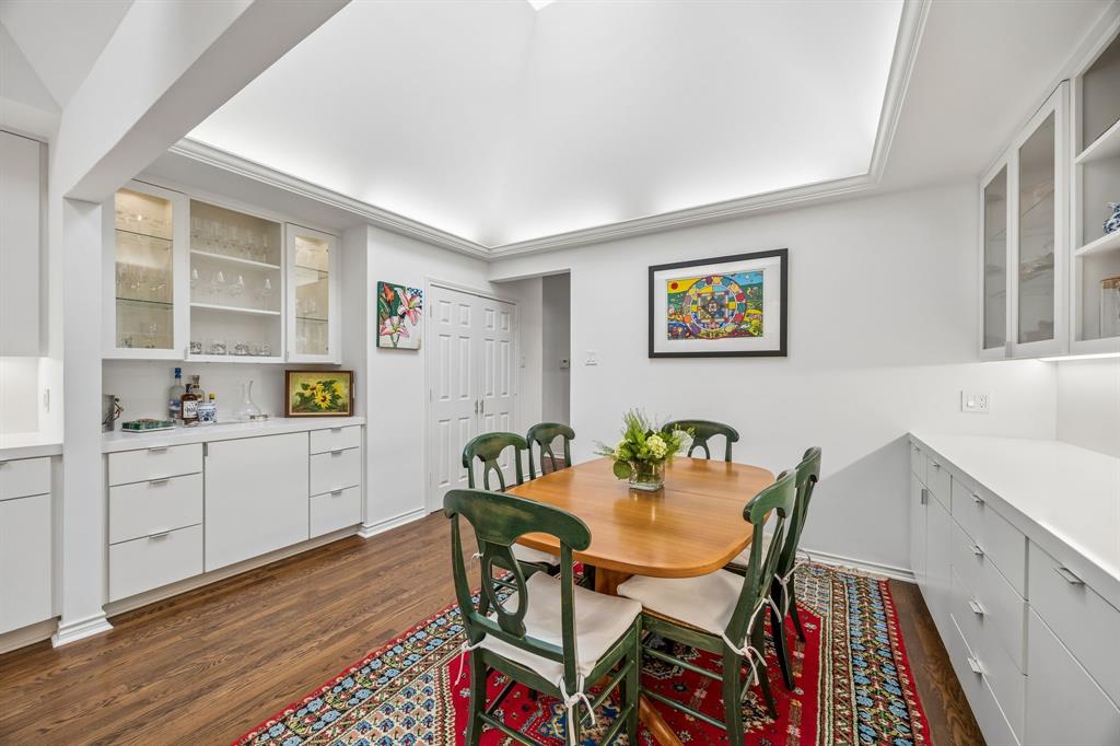 5008 Briar Tree Drive Property Photo 12