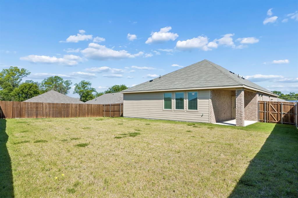 1527 Fearless Lane Property Photo 16