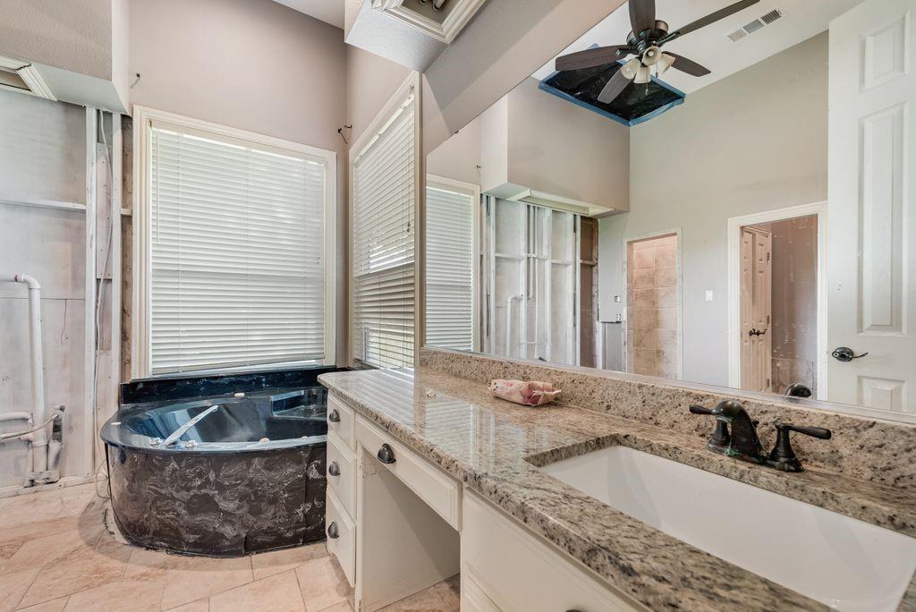 120 Chambers Drive Property Photo 8