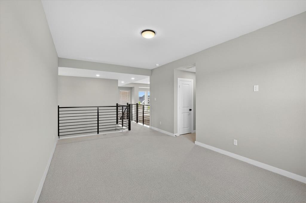 2720 Buckingham Lane Property Photo 18