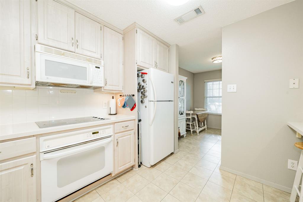 5335 Bent Tree Forest Drive 170 Property Photo 3