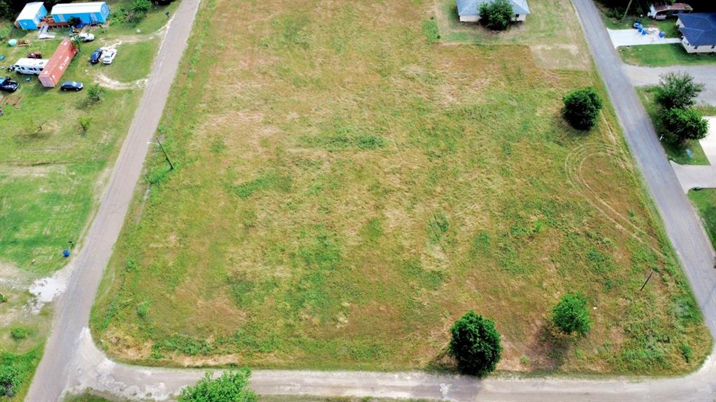 Lots 1-2 W 2nd St Property Photo 7