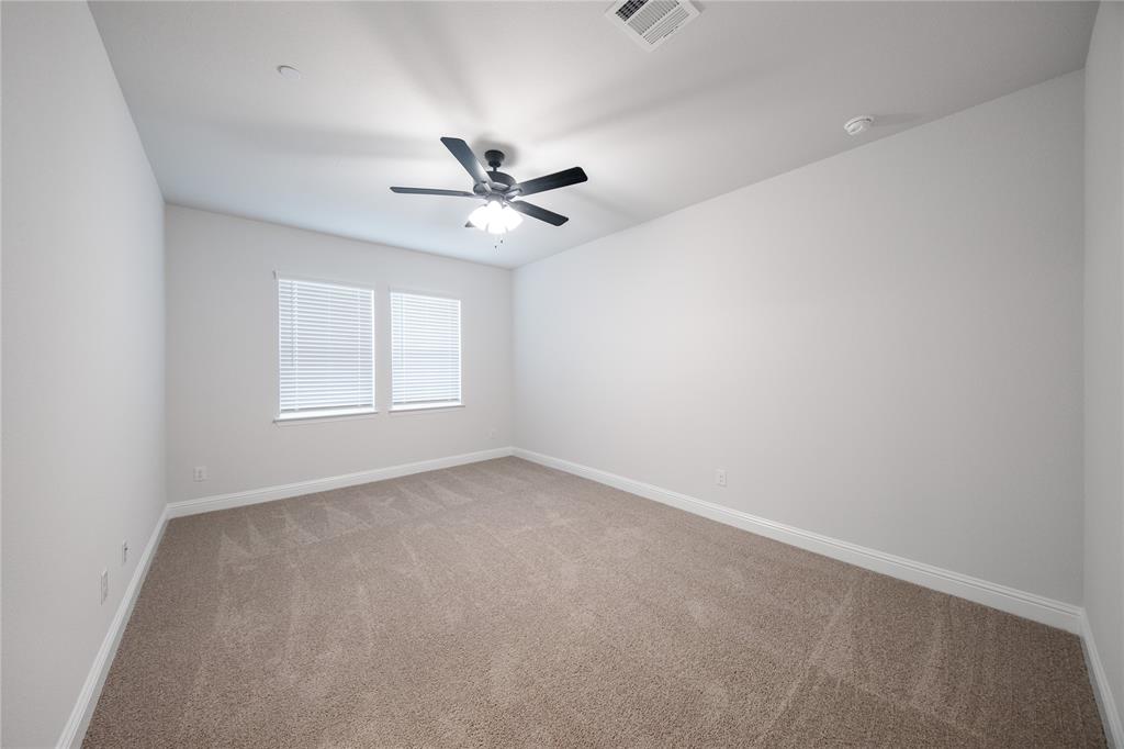 7864 Manilla Drive Property Photo 8