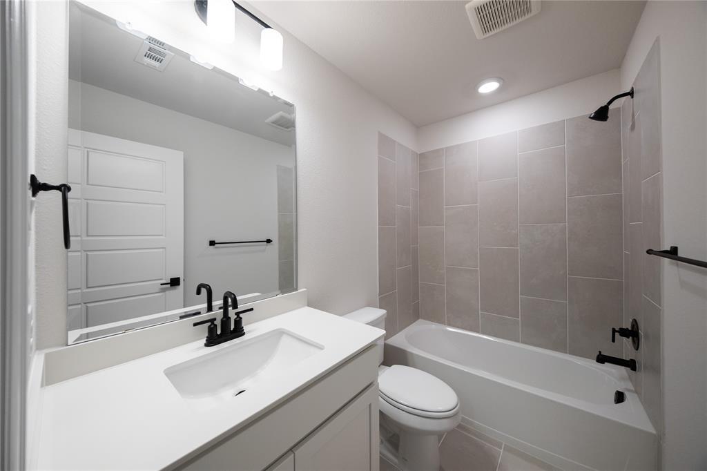 7864 Manilla Drive Property Photo 15