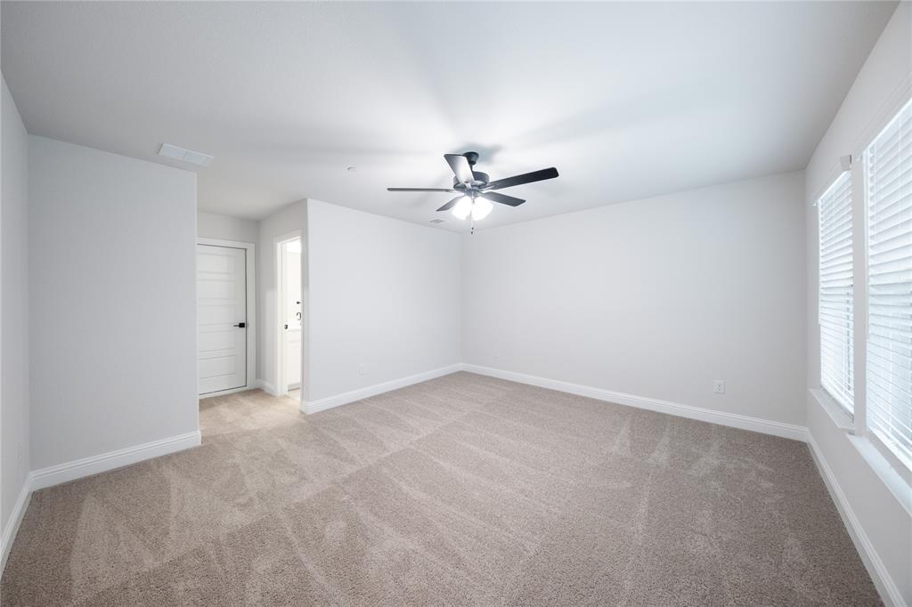 7864 Manilla Drive Property Photo 17