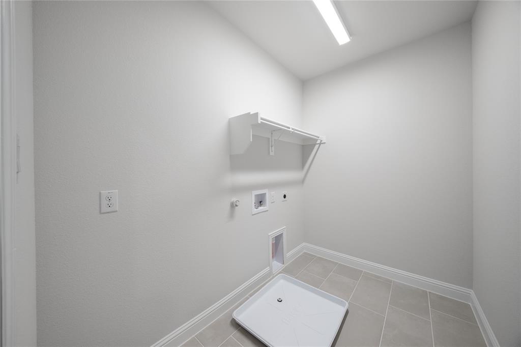 7864 Manilla Drive Property Photo 19