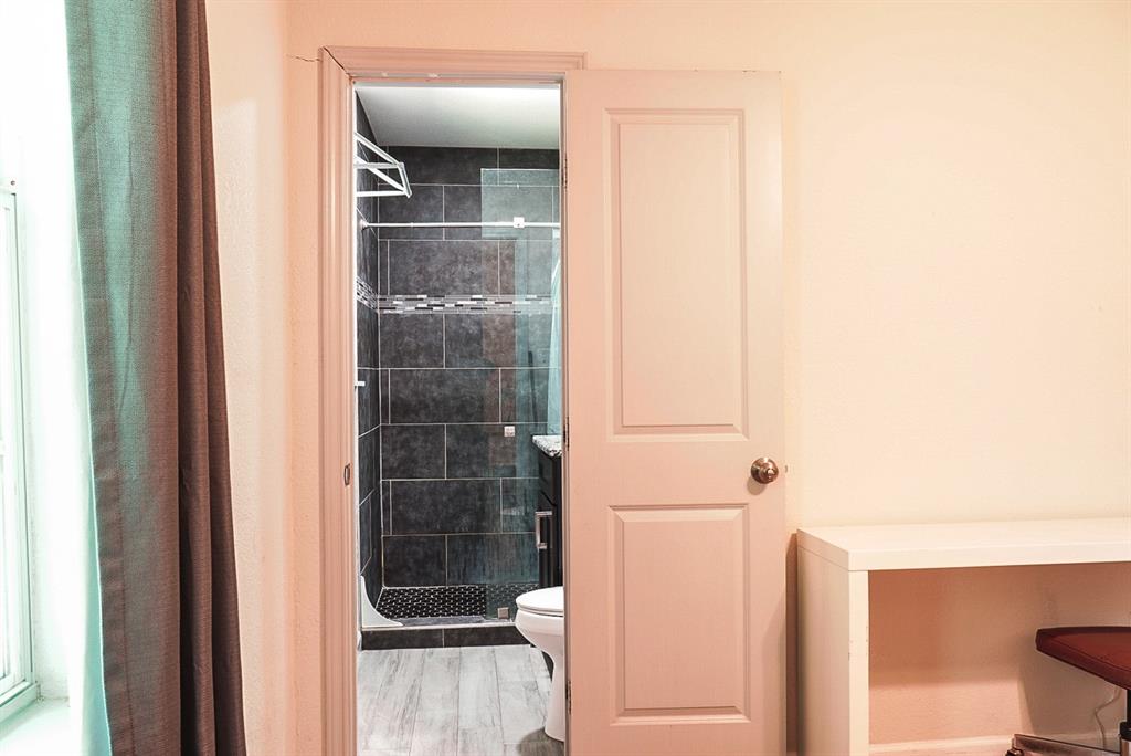 341 Christie Avenue Property Photo 25
