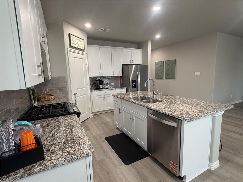 706 Easthill Drive Property Photo 16