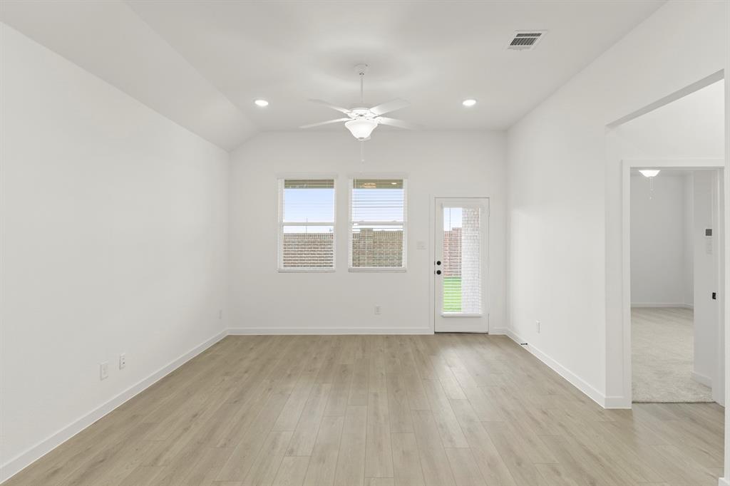 5915 Laurel Lake Lane Property Photo 12