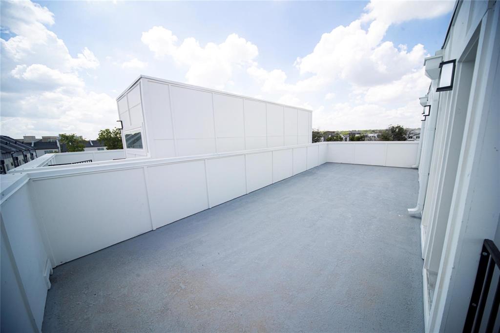 236 Urbane Crest Drive Property Photo 16