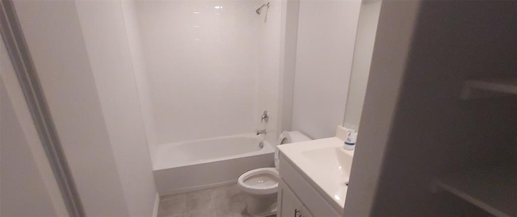 601 Whitecomb Lane Property Photo 8