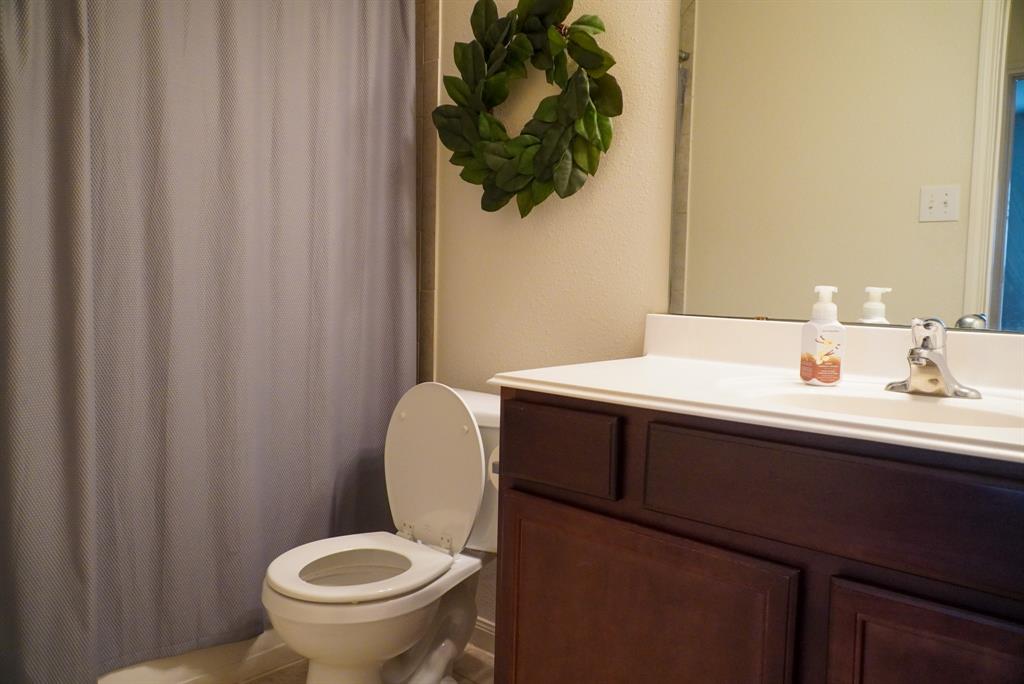 13624 Helix Bridge Way Property Photo 15