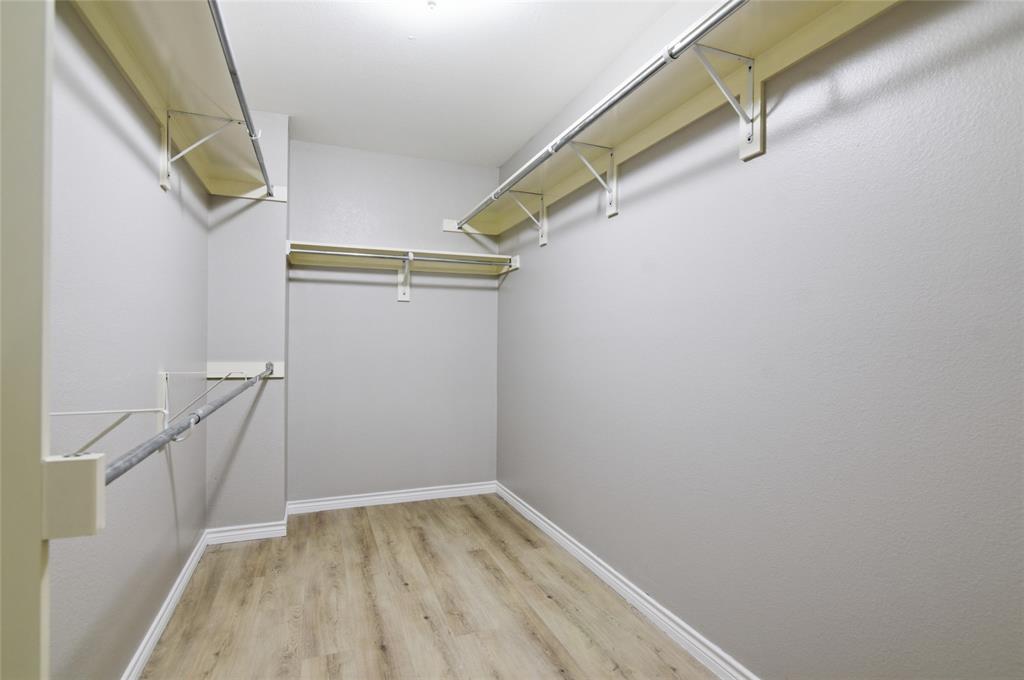 1411 Golf Club Drive Property Photo 31
