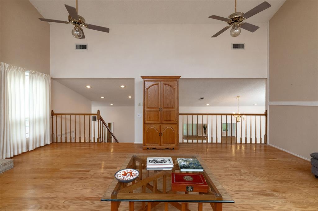 619 Baylor Street Property Photo 11