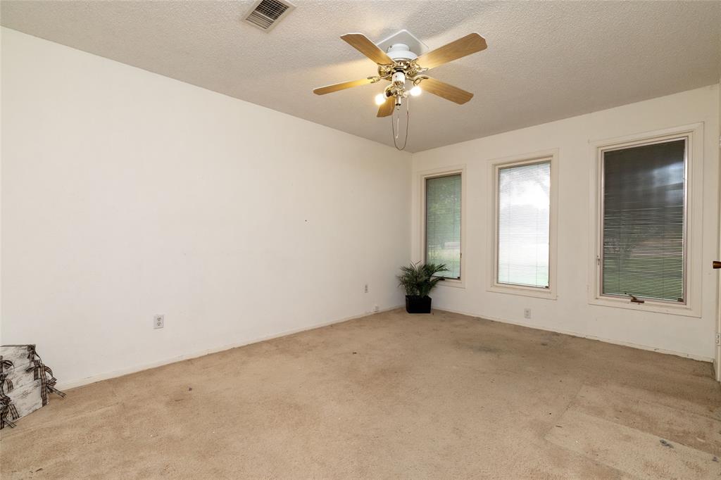 619 Baylor Street Property Photo 31