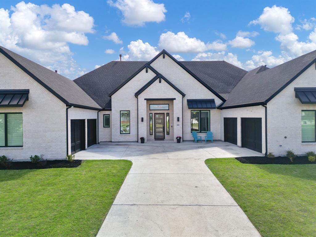 456 Infinito Drive Property Photo 3