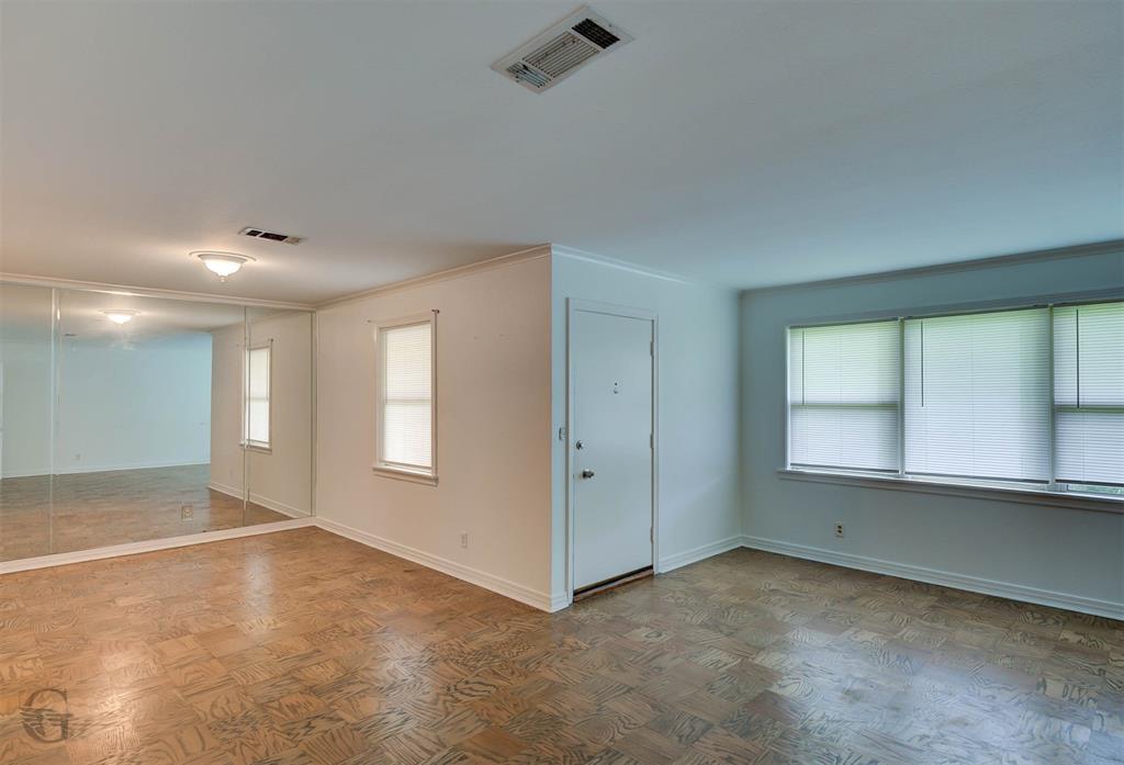 525 Haynes Avenue Property Photo 6